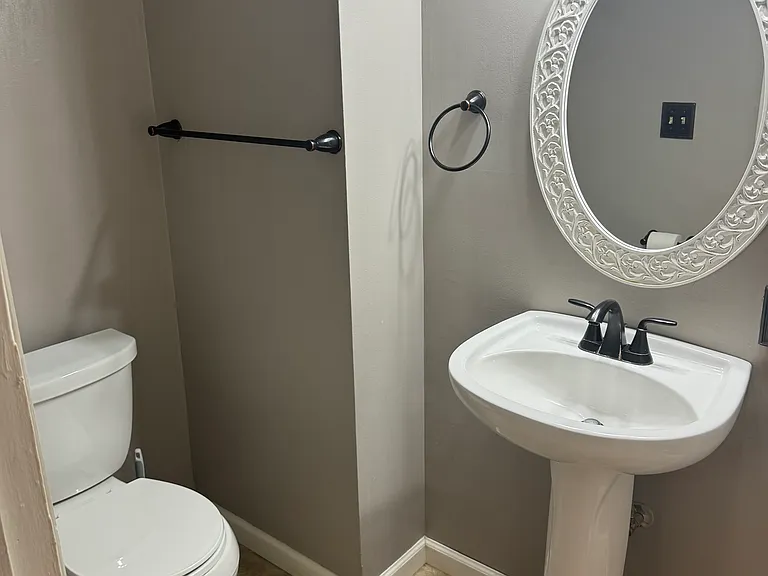 1007 Santa Fe St — Photo 1