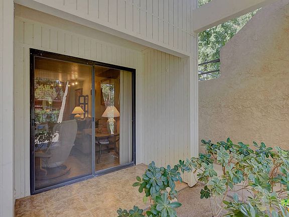 4th image of 685 N Ashurst Ct Unit H100