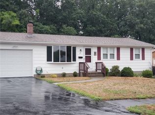 26 Ellison St, Cranston, RI 02920