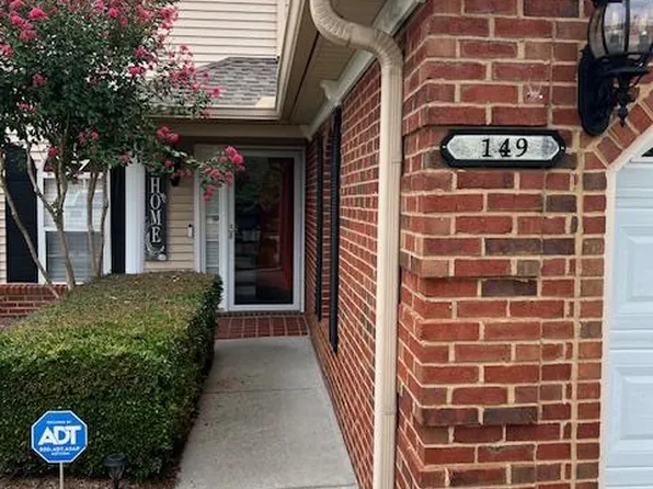 1700 Water Oak Dr, Dalton, GA 30721