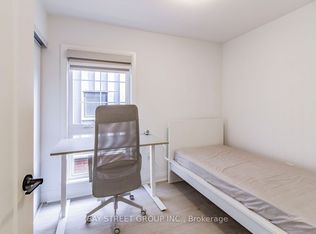 114 Alton Cres #3, Vaughan, ON L4J 0M1