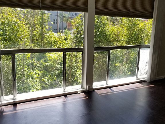 5th image of 4175 Bachman Pl #74-18