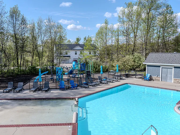 The Vue Townhomes at Rivertown Park — Photo 12