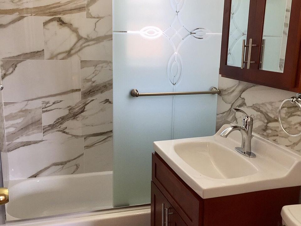 1st image of 8621 112th St APT 2C