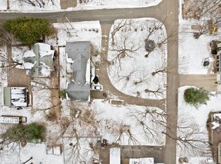 18875 Lake Ave, Deephaven, MN 55391