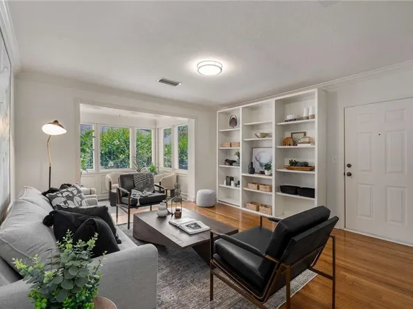 115 Peachtree Memorial Dr NW APT D4, Atlanta, GA 30309