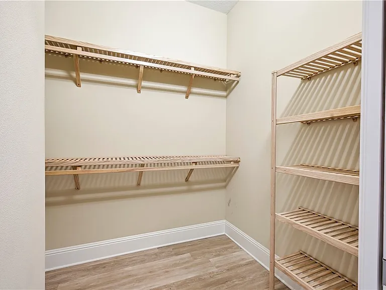 2030 Bridgepointe Cir #112 — Photo 16