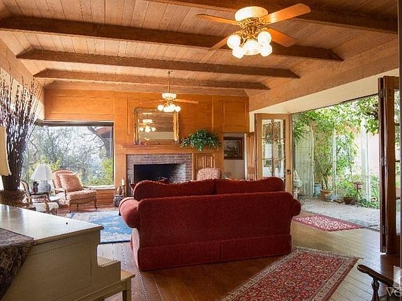 5th image of 1815 La Granada Dr