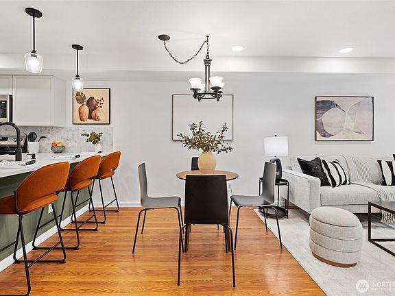 3rd image of 3022 SW Bradford Street #305