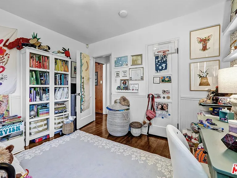 3830 Vineland Ave — Photo 17