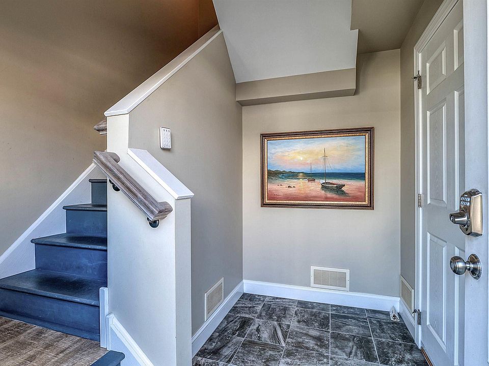 1002 Central Ave FLOOR 2, Ocean City, NJ 08226 | MLS #600433 | Zillow