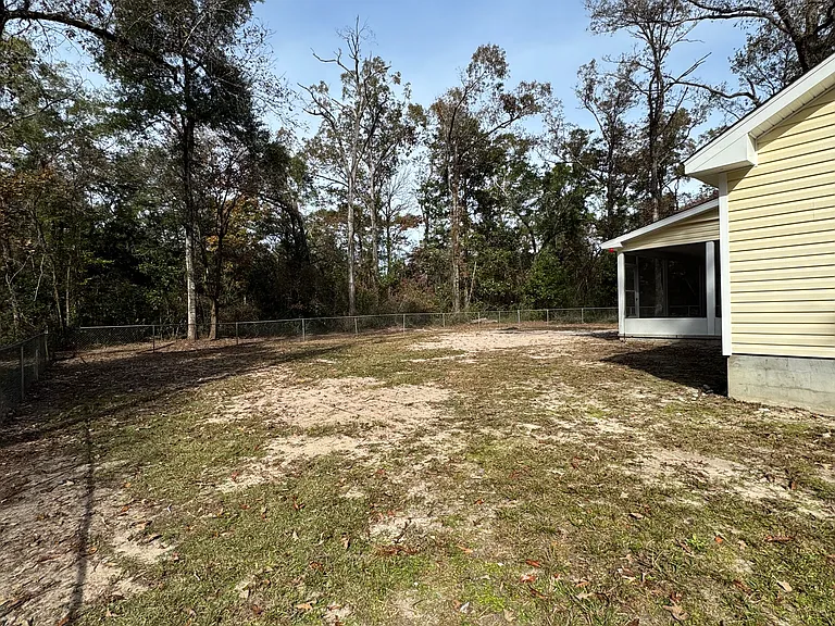 110 Ridgewood Dr — Photo 17