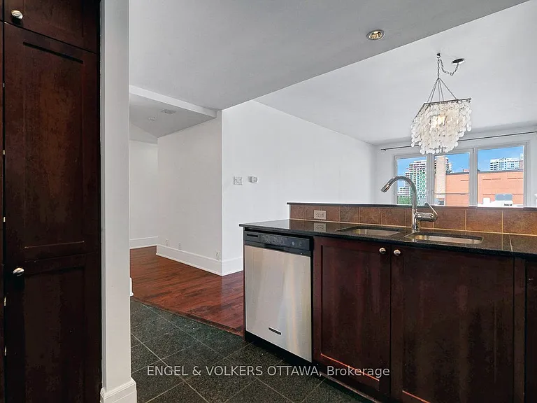 700 Sussex Dr N #403 — Photo 19
