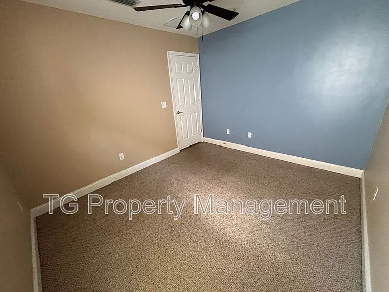 14160 Fish Eagle Dr E — Photo 10
