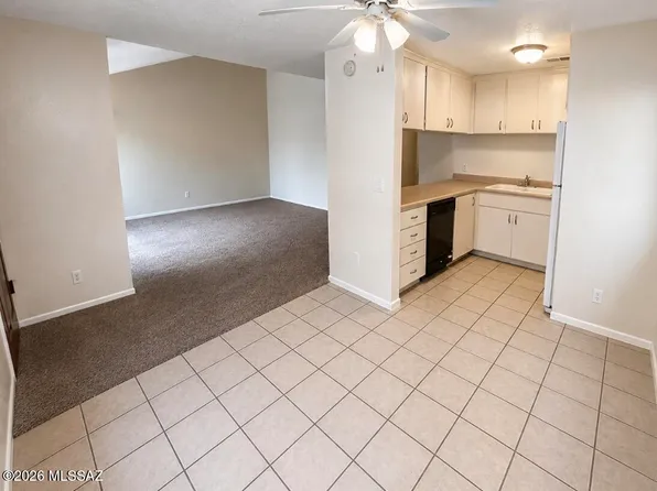836 S Langley Ave Unit 203, Tucson, AZ 85710