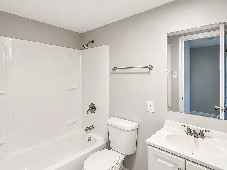 10448 Halls Ferry Rd — Photo 6