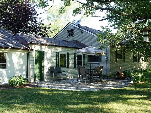 1734 Hanes Road, Beavercreek, OH