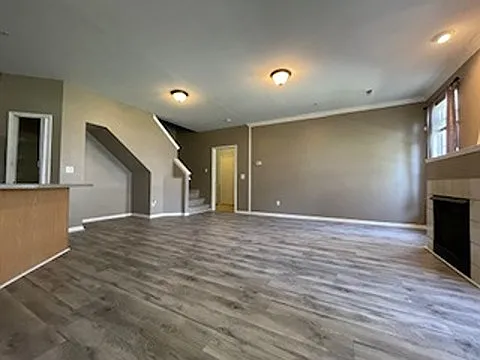 10102 W Midway Ct #101 — Photo 8