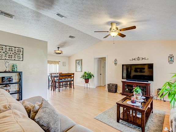 4th image of 2791 SW Ensenada Ter