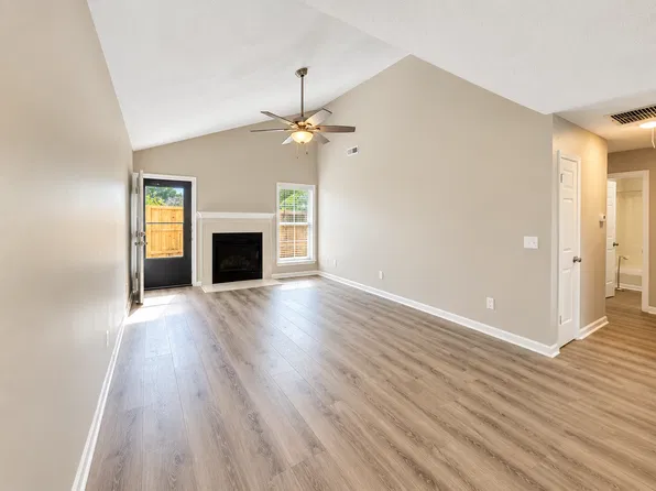 923 E Estates Blvd #5, Charleston, SC 29414