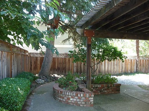 4th image of 980 Wentz Dr