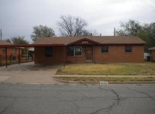 2727 Ridgeway Dr, Wichita Falls, TX 76306