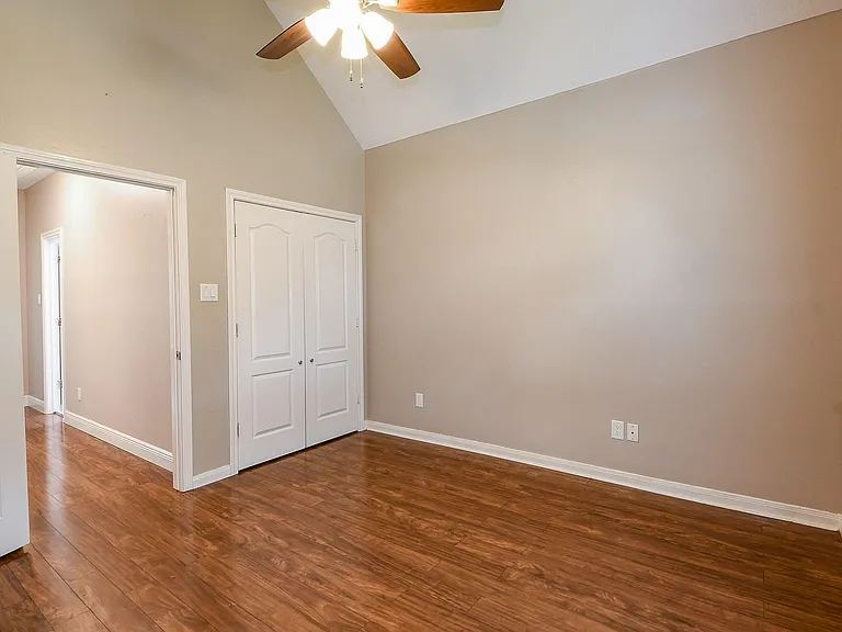 21818 Windsor Castle Dr — Photo 28