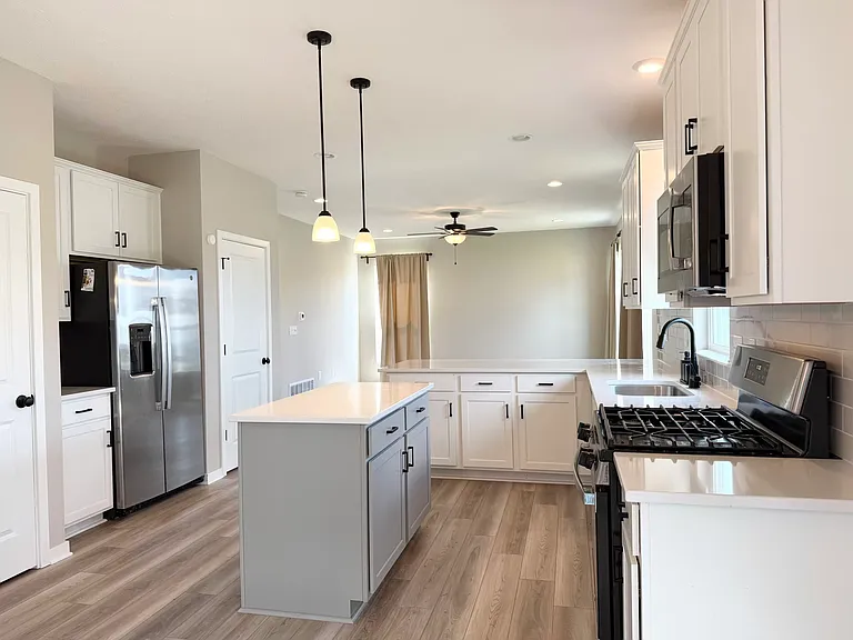 6243 Moberg Loop — Photo 8