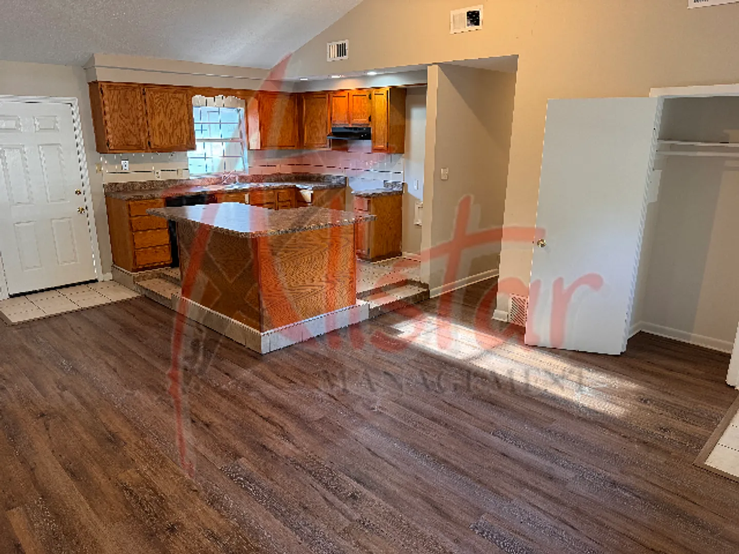 8678 Yorktown Drive Southaven, MS — Photo 4