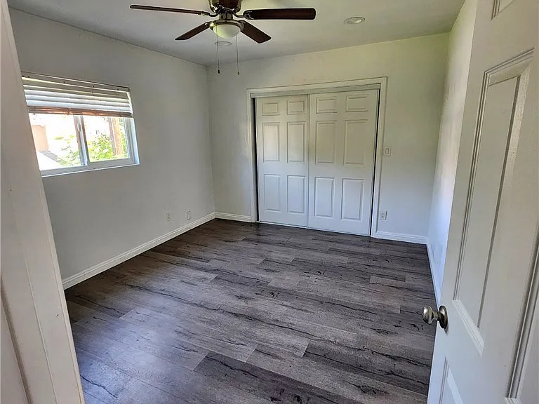 1524 S Van Ness Ave #3 — Photo 5