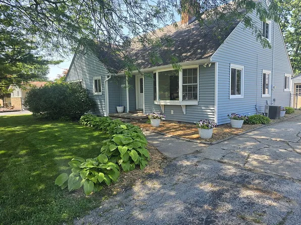5456 Adrian St, Saginaw, MI 48603