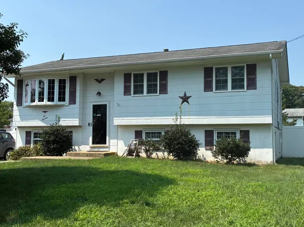 614 Vaughn Avenue, Toms River, NJ 08753