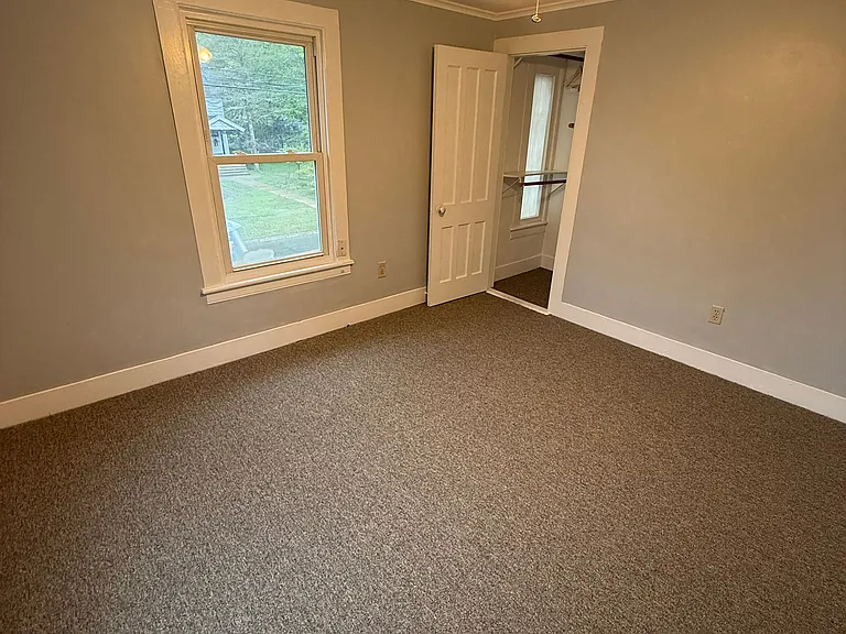 569 Rubber Ave #2 — Photo 7