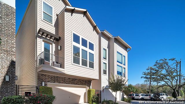 1st image of 3831 Harry Wurzbach Rd Building 2