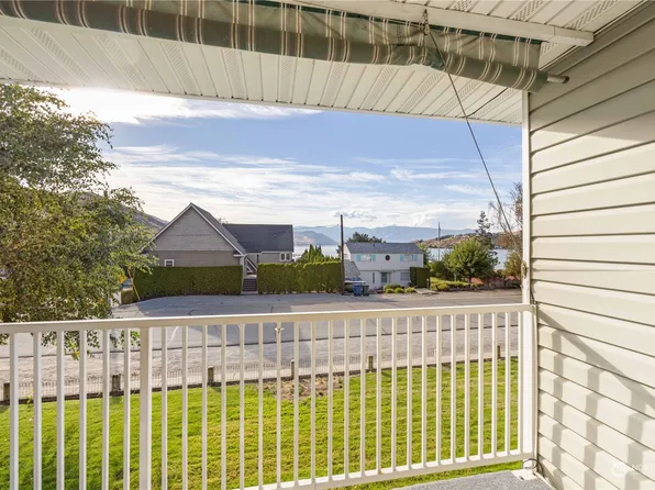 321 S Third Street #6, Chelan, WA 98816