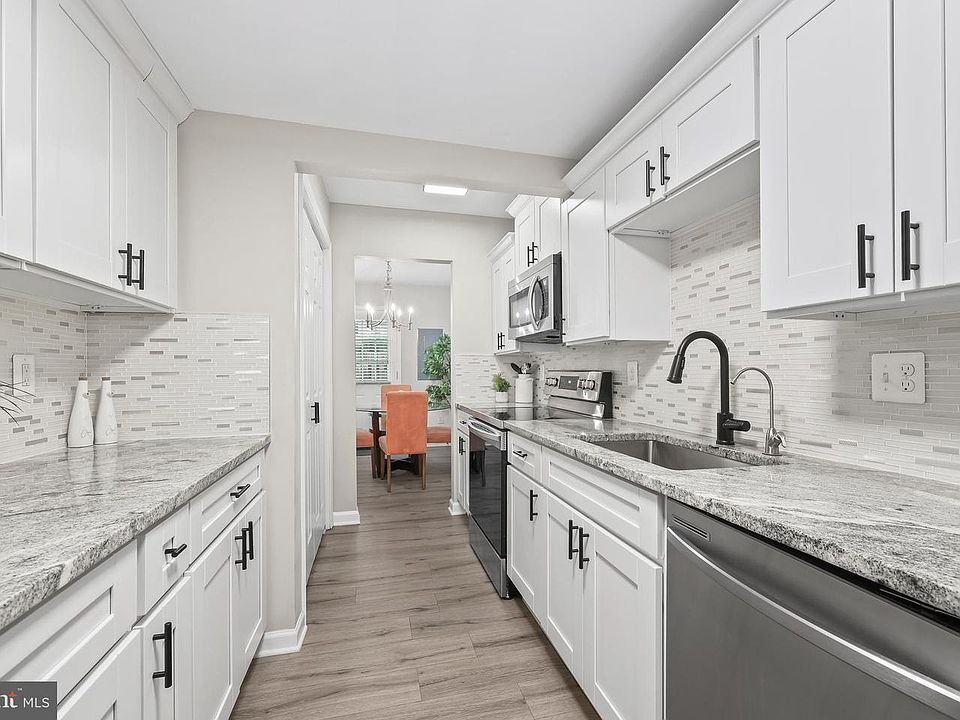 1st image of 6426 Silver Ridge Cir