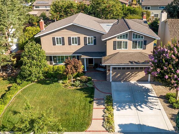 3rd image of 1750 Lorenzen Dr