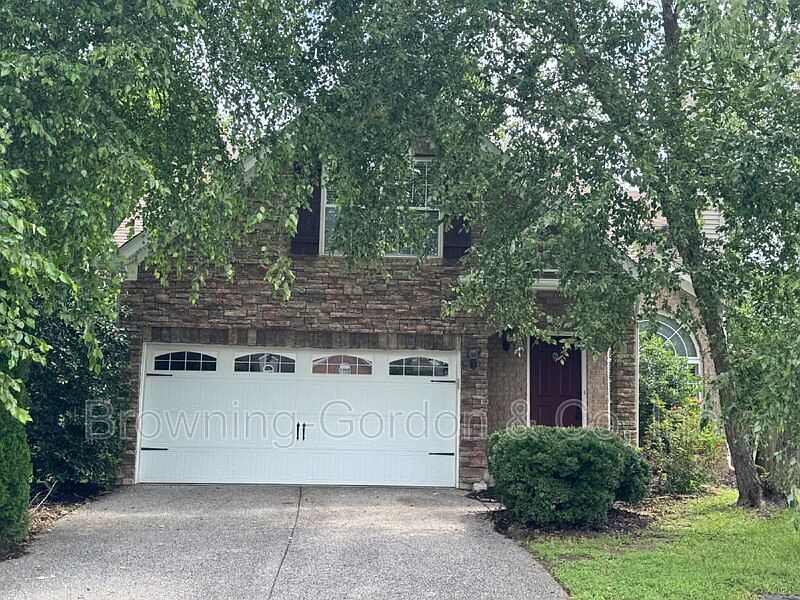 1st image of 212 Claybrook Ln