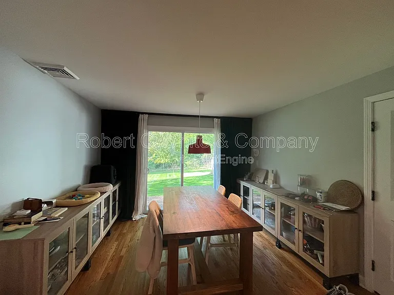 233 S Rolling Acres Rd — Photo 5