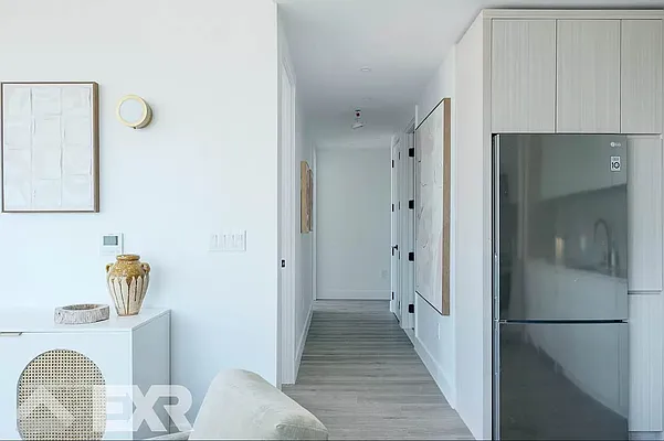 Rented by EXR | media 7