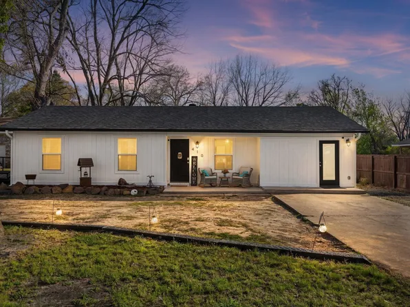 410 W Locust St, Cabot, AR 72023