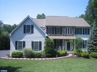 900 Grand View Dr, Exton, PA 19341