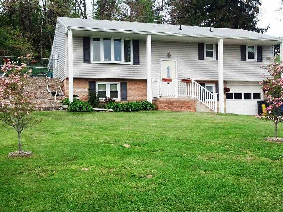 1st image of 309 Sharon Dr