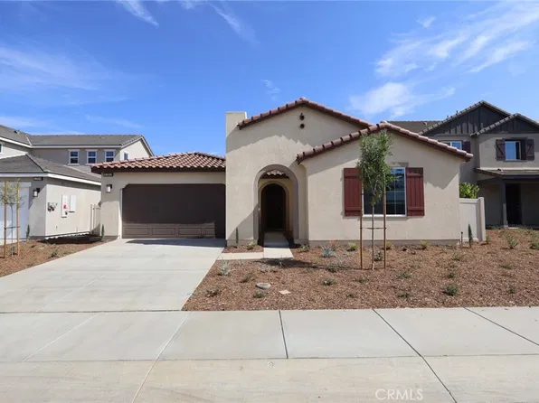 5383 Hoffer St, Banning, CA 92220