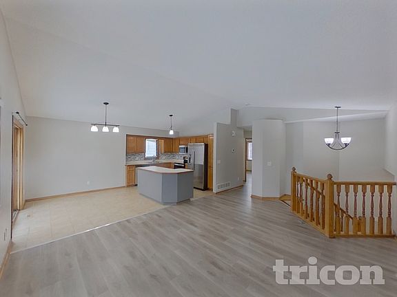 2nd image of 14885 Crandall Ave W