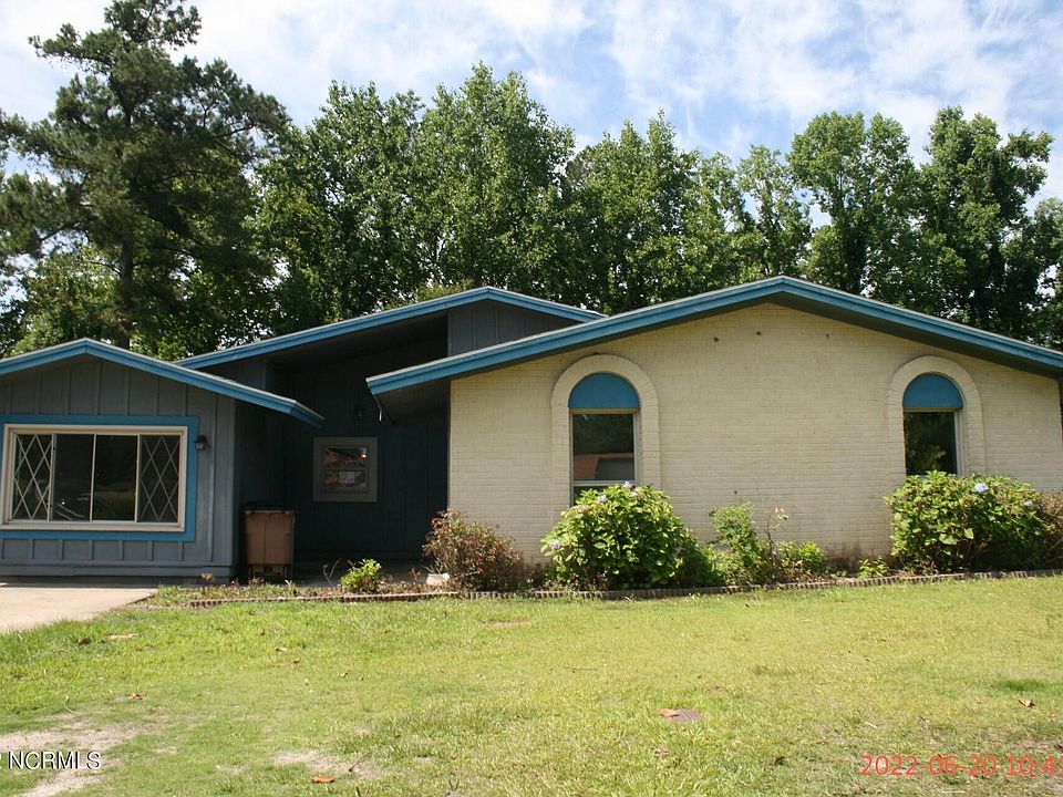 1st image of 411 Shamrock Dr