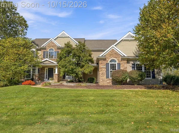 2642 Loon Ln, Okemos, MI 48864