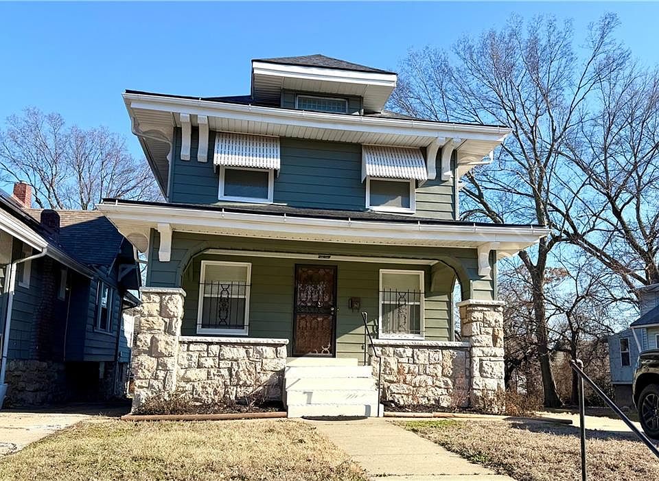 1st image of 3811 College Ave