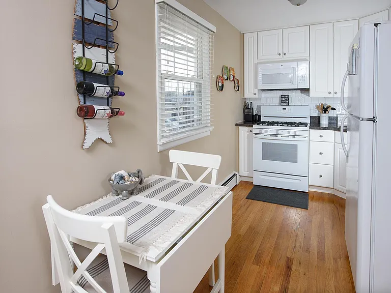 7 S Franklin Ave #7 — Photo 8