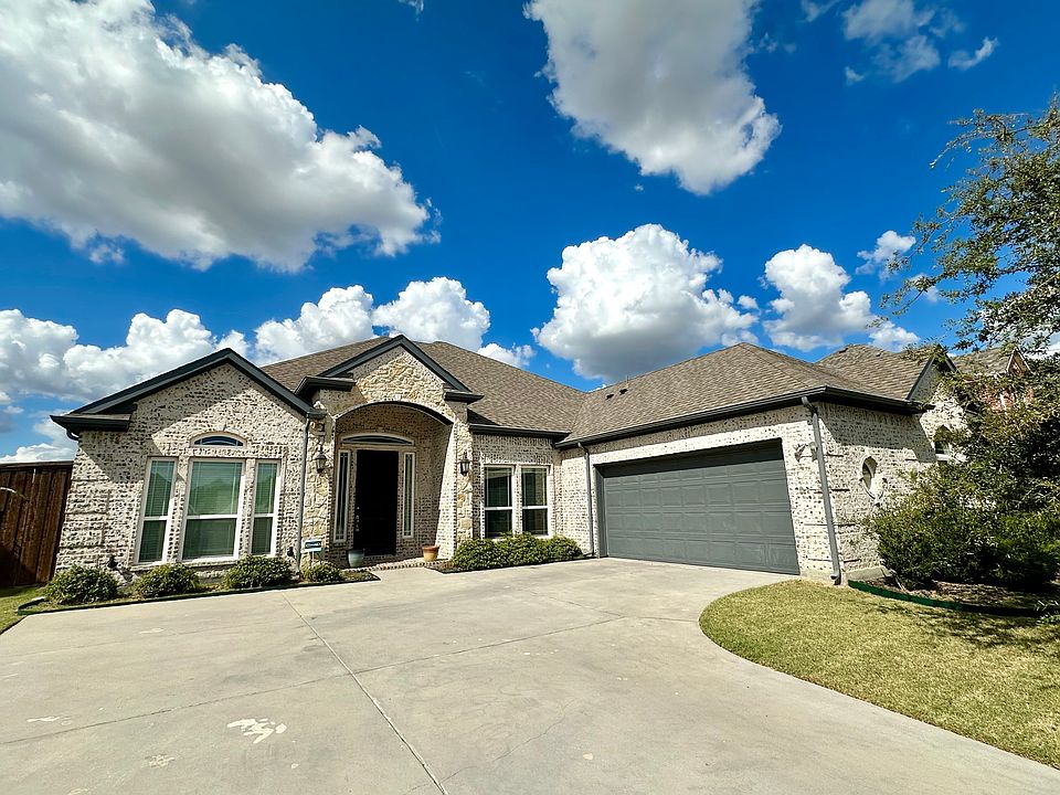 1st image of 358 Westphalian Dr
